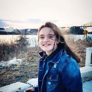 Meet your Posher, Jasmine